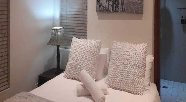 Paddabult Self Catering Cottages, Reservar Casa de hóspedes Simondium Paarl
