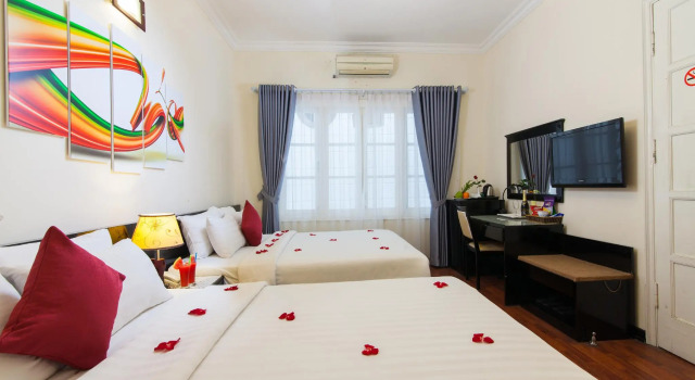 Hestia Legend Hotel, Забронировать Отель Отели Ханоя с завтраком, Завтраки