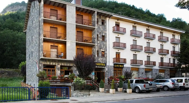 Hotel Latre