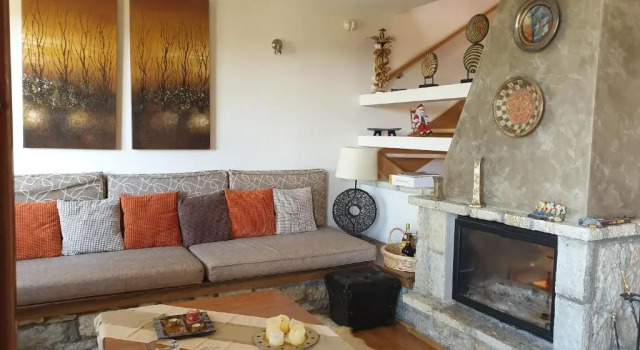 Lafky Arachova Residence, Book Vacation Home Hotels in Central Greece with Parking, Parking