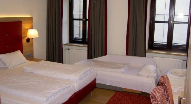 Четырёхместный номер Standard Hotel Eder