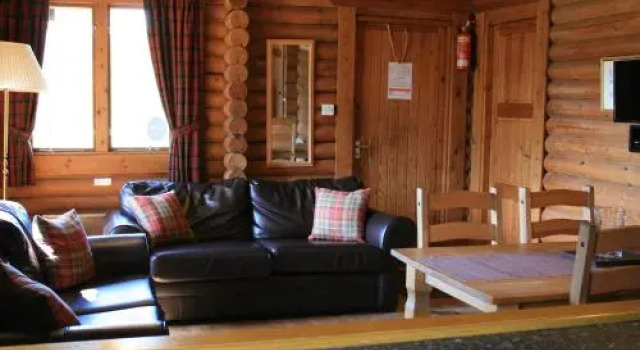 Highgarry Lodges, Rezervați Hotel Invergarry Highlands