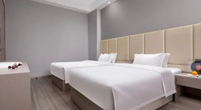 Suite Jingfeng Hotel (Chongqing West Railway Station Southwest Hospital)