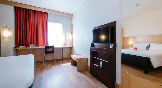 Двухместный номер Standard Ibis Madrid Centro