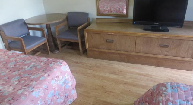 Watseka Motel, Забронировать Мотель Отели Ватсека с парковкой, Парковка