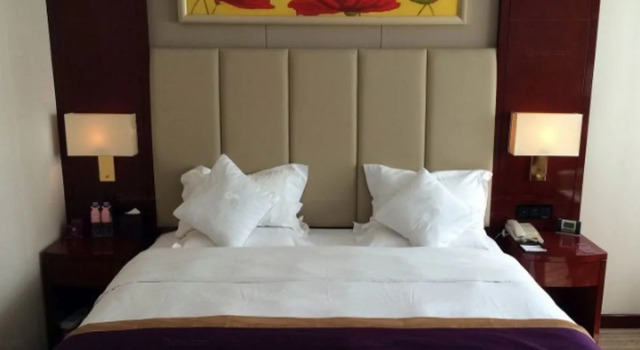 Northeast Hotel, Rezervovat Hotel Shenhe Šen-jang