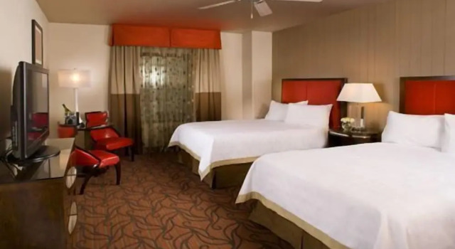 Четырёхместный номер Deluxe Boomtown Casino & Hotel