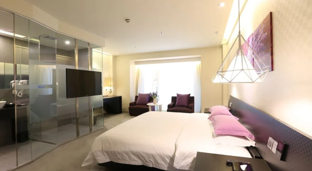 Номер Deluxe Leshan Wow Hotel