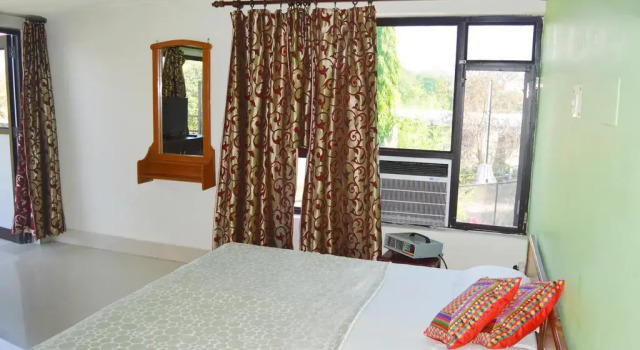 Chilla By Garhwal Mandal Vikas Nigam, Rezervovat Hotel Bahadrabad Uttarakhand