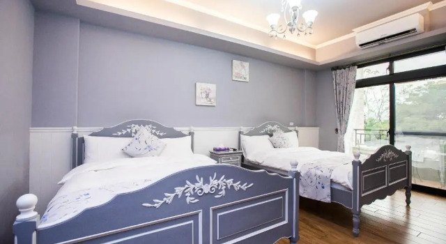 Четырёхместный номер Deluxe Iris Guest House