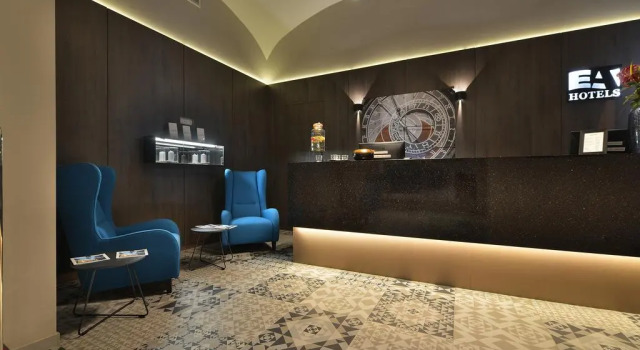 EA Hotel New Town, Забронировать Отель Отели Праги 01 с парковкой, рядом с Люцерна, Парковка