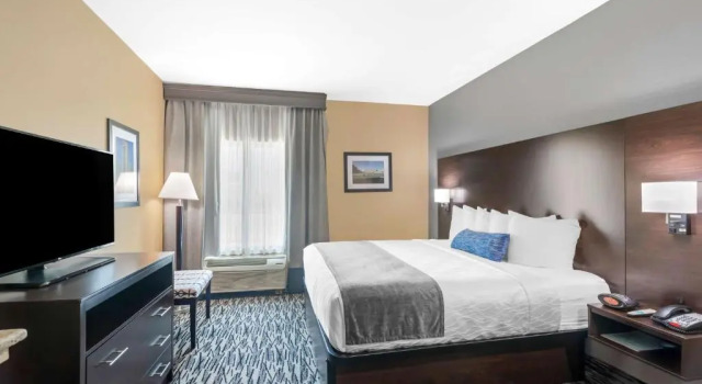 Люкс Best Western Plus Denton Inn & Suites