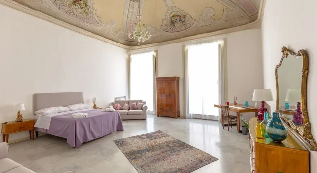 Casa degli Affreschi Palazzo Lungarini, Book Hotel La Kalsa Palermo