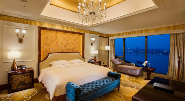 Hilton Wuhan Riverside