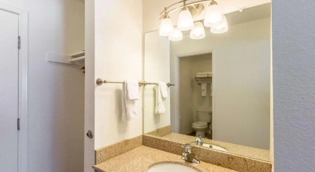 Четырёхместный номер Deluxe Motel 6-Astoria, OR