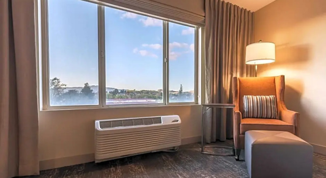 Полулюкс Standard Hilton Garden Inn Fairfield