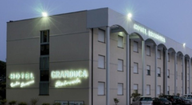Hotel Granduca, Забронировать Отель Отели в центре Сан-Джулиано-Терме, в центре