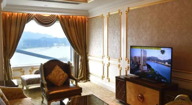 Люкс Executive The Legend Hotel Fu Chun Jiang