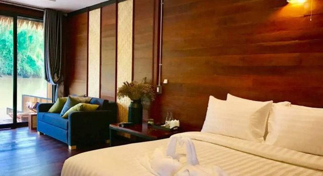 The River Life Resort, Varaa Lomakeskus SPA-hotellit kohteessa Central Thailand, SPA