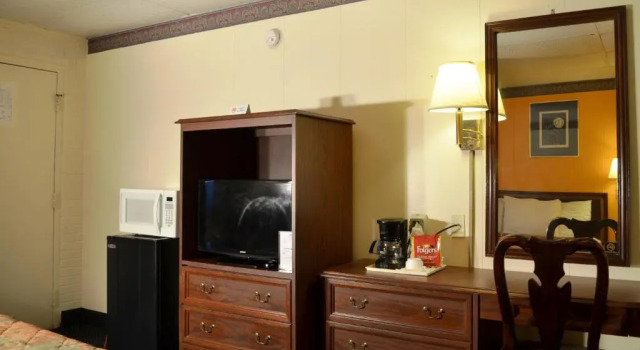 Одноместный номер Deluxe Economy Inn Bluefield