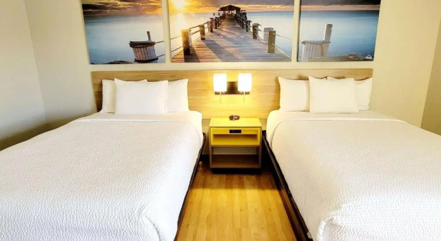 Standard Vierer Zimmer Days Inn by Wyndham Pleasant Prairie Kenosha