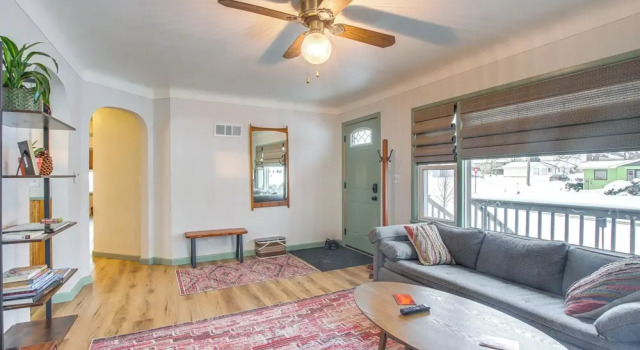Коттедж Pet-friendly Hiawatha Retreat w/ Private Yard!