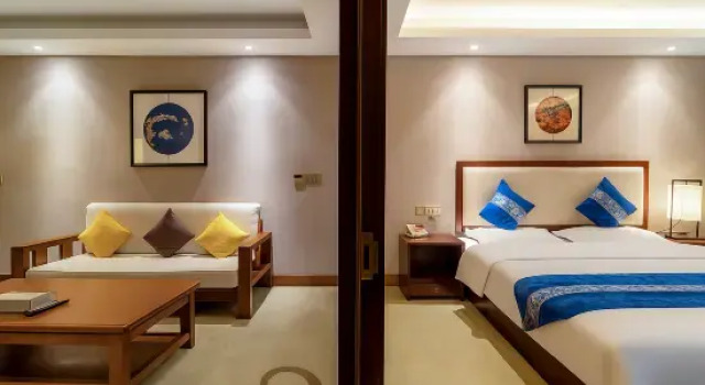 Люкс Premier Ouyi Hotel(Duyun Wanda Plaza Teachers College Store)