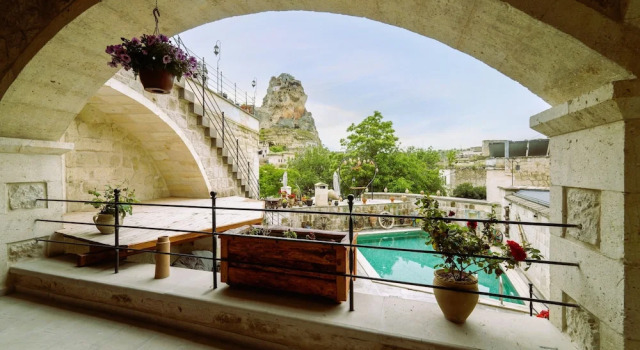 Capp Royal Cave HOTEL, Забронировать Отель Отели Ортахисар с бассейном, Бассейн