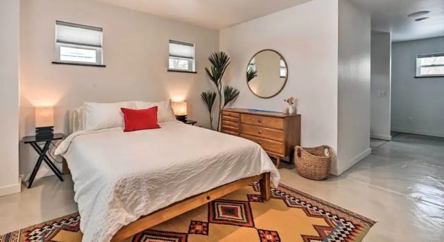 Modern Missoula Home ~ 2 Miles to Downtown!, Buchen Sie Ferienhaus Missoula Montana