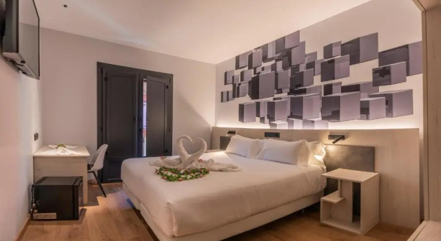 Двухместный номер Deluxe с балконом Hotel NERU con Encanto