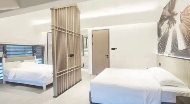 Люкс с 2 комнатами Sanya Yalong Bay No.99 Resort Hotel