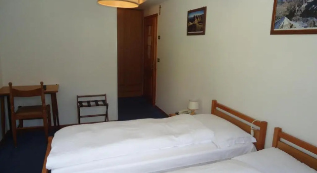 Hotel Pensione Dolomiti, Забронировать Отель Фалькаде 