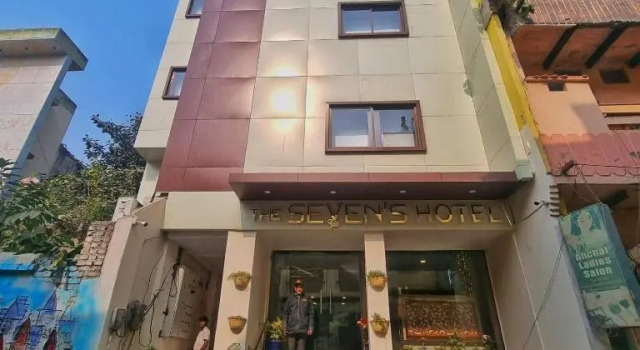 The Seven'S Hotel