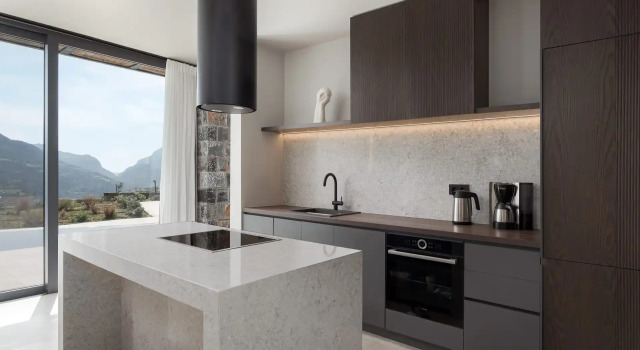 Neromai Cave Luxury Villas, Забронировать Отель Отели Кохаре с парковкой, Парковка