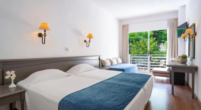 Двухместный номер Standard Valmar Corfu by Louis Hotels
