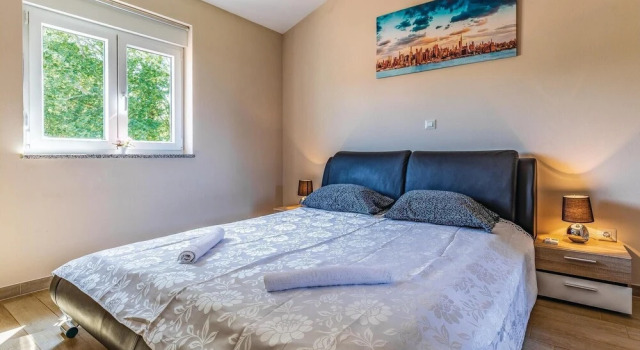 Amazing Home in Jasenovica With Wifi, Outdoor Swimming Pool and 4 Bedrooms, Réserver Hôtel Jasenovica Istrie