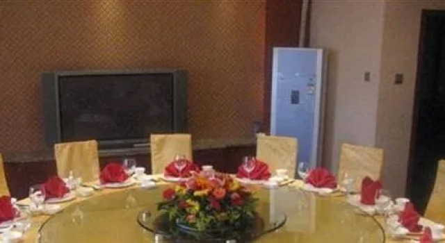 Yunxi Hotel - Kunming, Prenota Hotel Kunming Yunnan