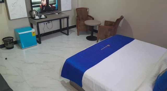 Номер Deluxe VEGAS LUXURY HOTEL
