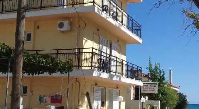 Poros House Hotel, Buchen Sie Hotel Póros 