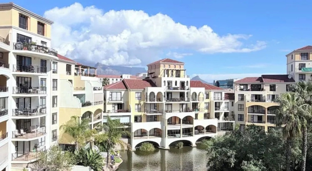 Апартаменты Premium с 2 комнатами с видом на канал CENTURY CLUB - Luxury Apartment Hotels