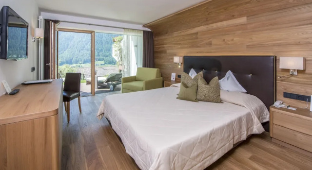 Трёхместный номер Standard с балконом Hotel Grien