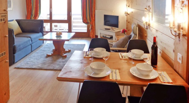 Le Bristol A54, Buchen Sie Hotel Ollon 