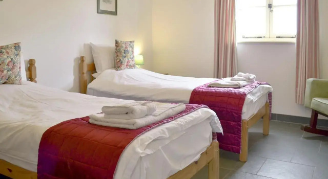 Manor Farm Retreat, Забронировать Фермерский дом Фермерские дома Страттон-Стролесс, Фермерский дом