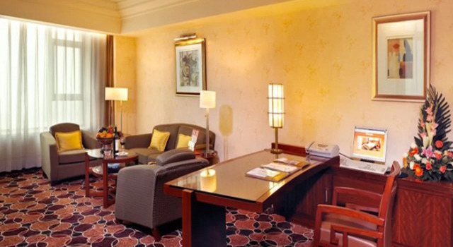 Grand Skylight International Hotel ShenyangLiming, Book Hotel Hoteller i Shenyang med pool, Swimmingpool