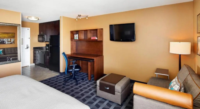 Люкс TownePlace Suites by Marriott Midland
