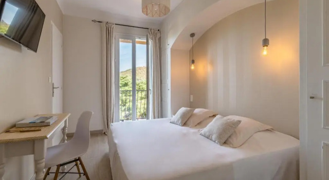 Номер Comfort с балконом и с видом на море Les Jardins du Cèdre, Boutique hôtel & gastronomie