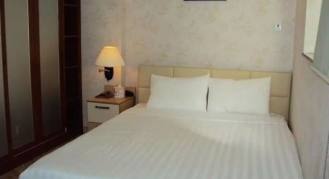 Двухместный номер Standard Huong Trinh Hotel