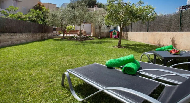 Вилла Roses in Alc dia With 4 Bedrooms and 2 Bathrooms