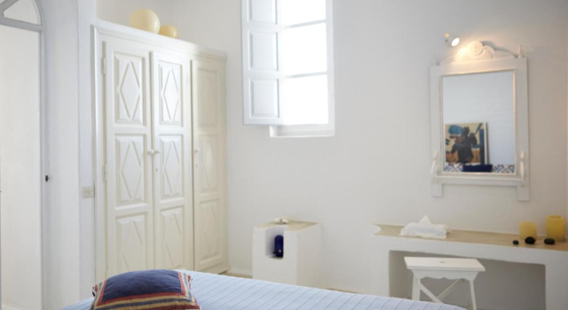 Altana Heritage Suites, Забронировать Отель Имеровиглион Santorini Caldera