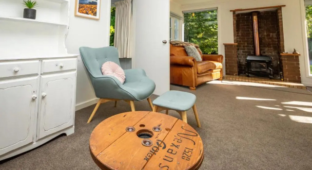 Hop, Skip and Jump to the Lake - Te Anau Holiday House